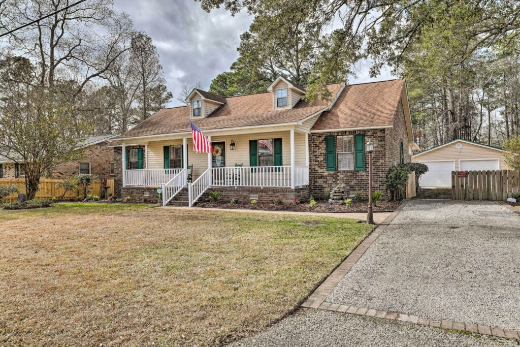 Front Image of Vacation Rental House: Lakeside Happiness: Home on Lake Moultrie!