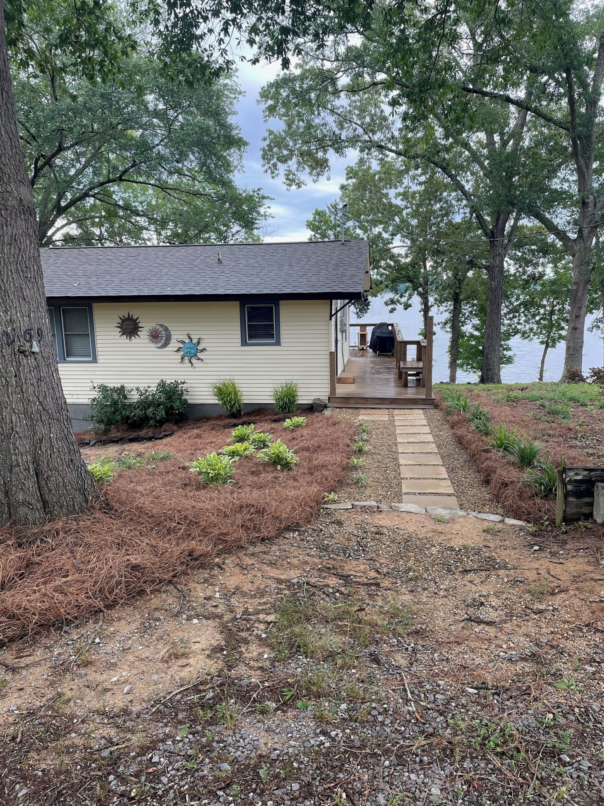 2-Bedroom, Lake Front Cottage on Lake Wateree with Dock 2-Bedroom, Lake Front Cottage on Lake Wateree with Dock