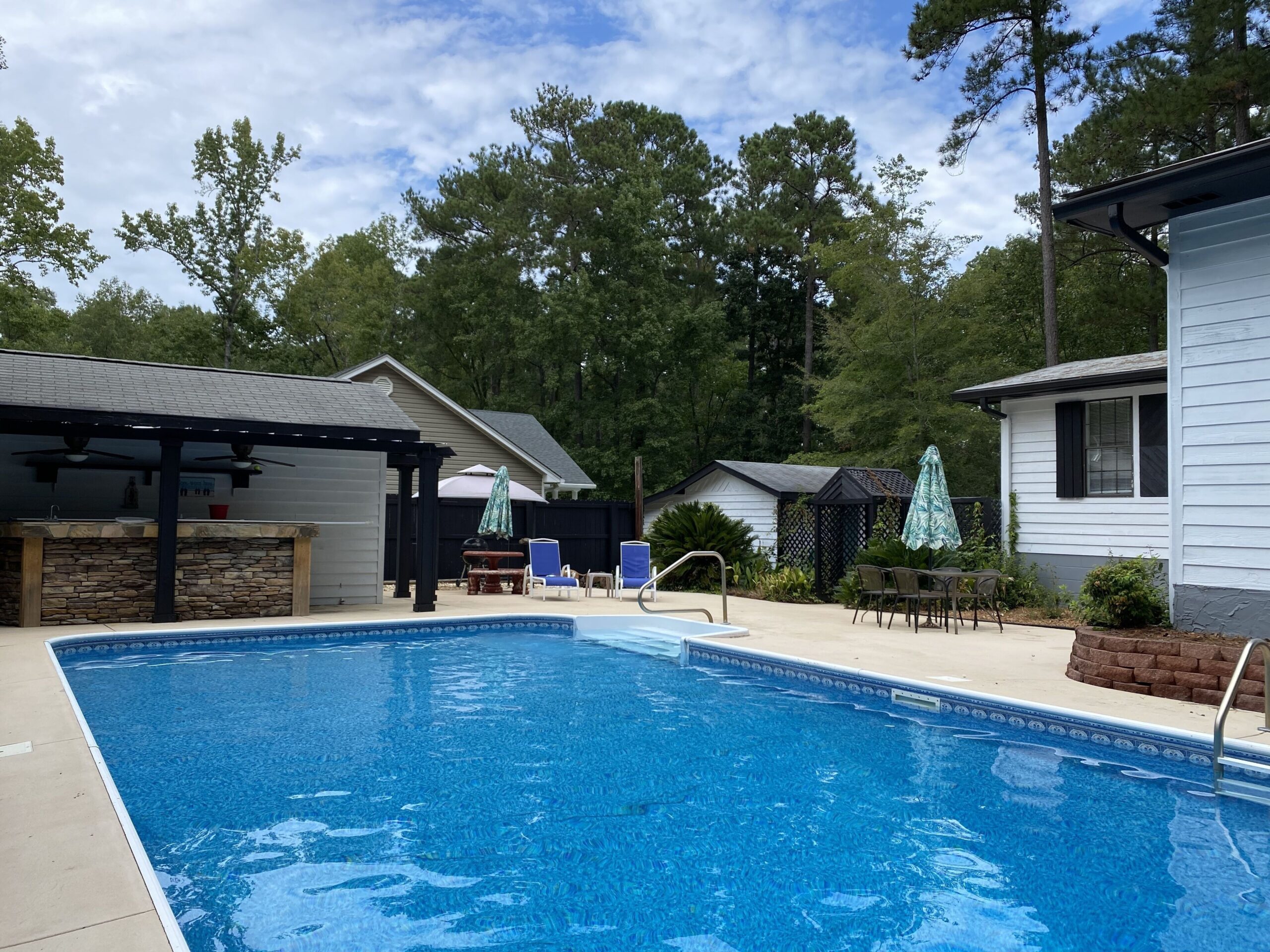 Clarks Hill Lake house with private pool.