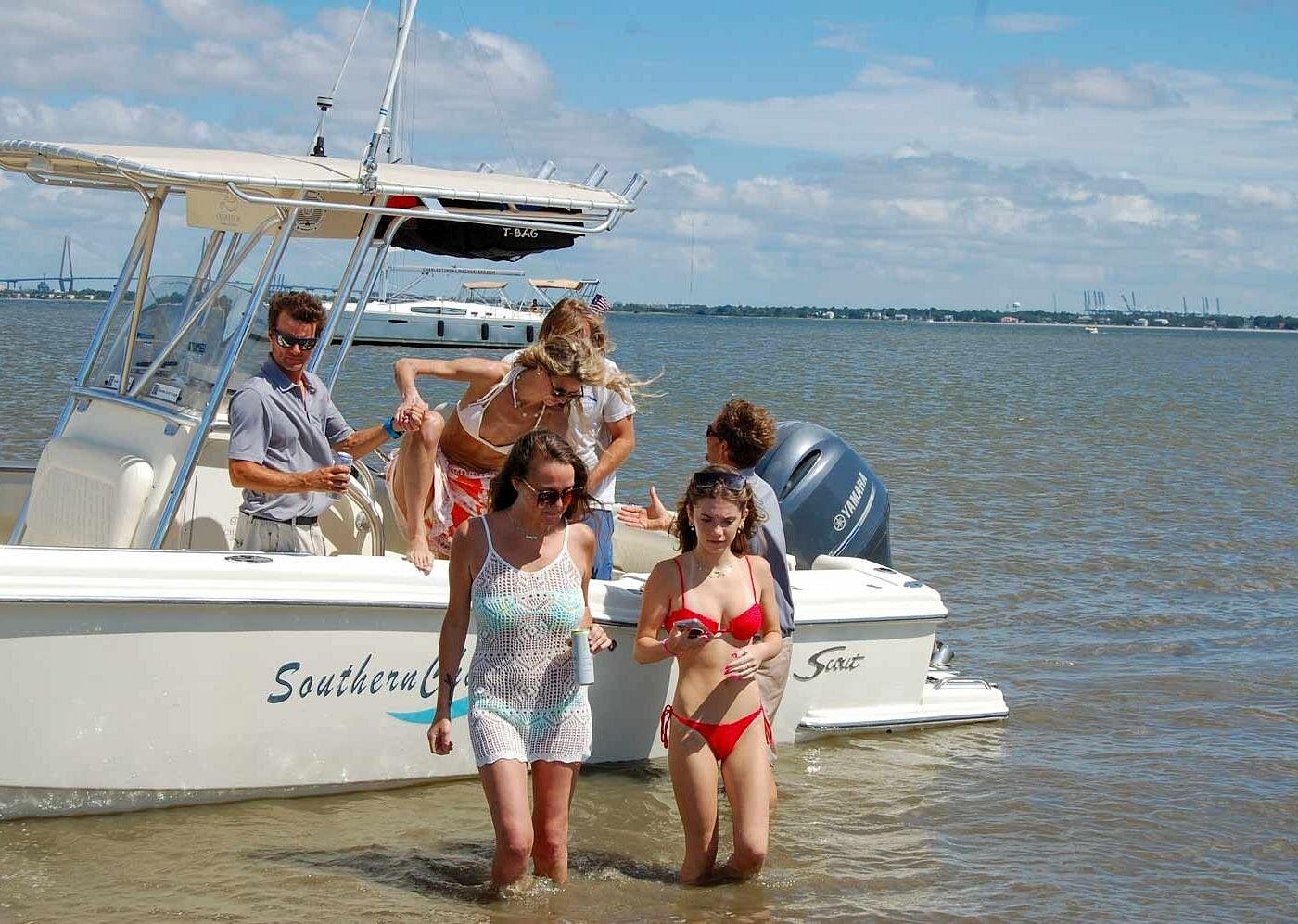 Private Afternoon Boat Ride and Beach Excursion on Southern Charm Private Afternoon Boat Ride and Beach Excursion on Southern Charm