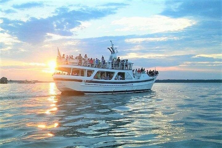 Hilton Head Sunset Dolphin Watching Cruise Hilton Head Sunset Dolphin Watching Cruise