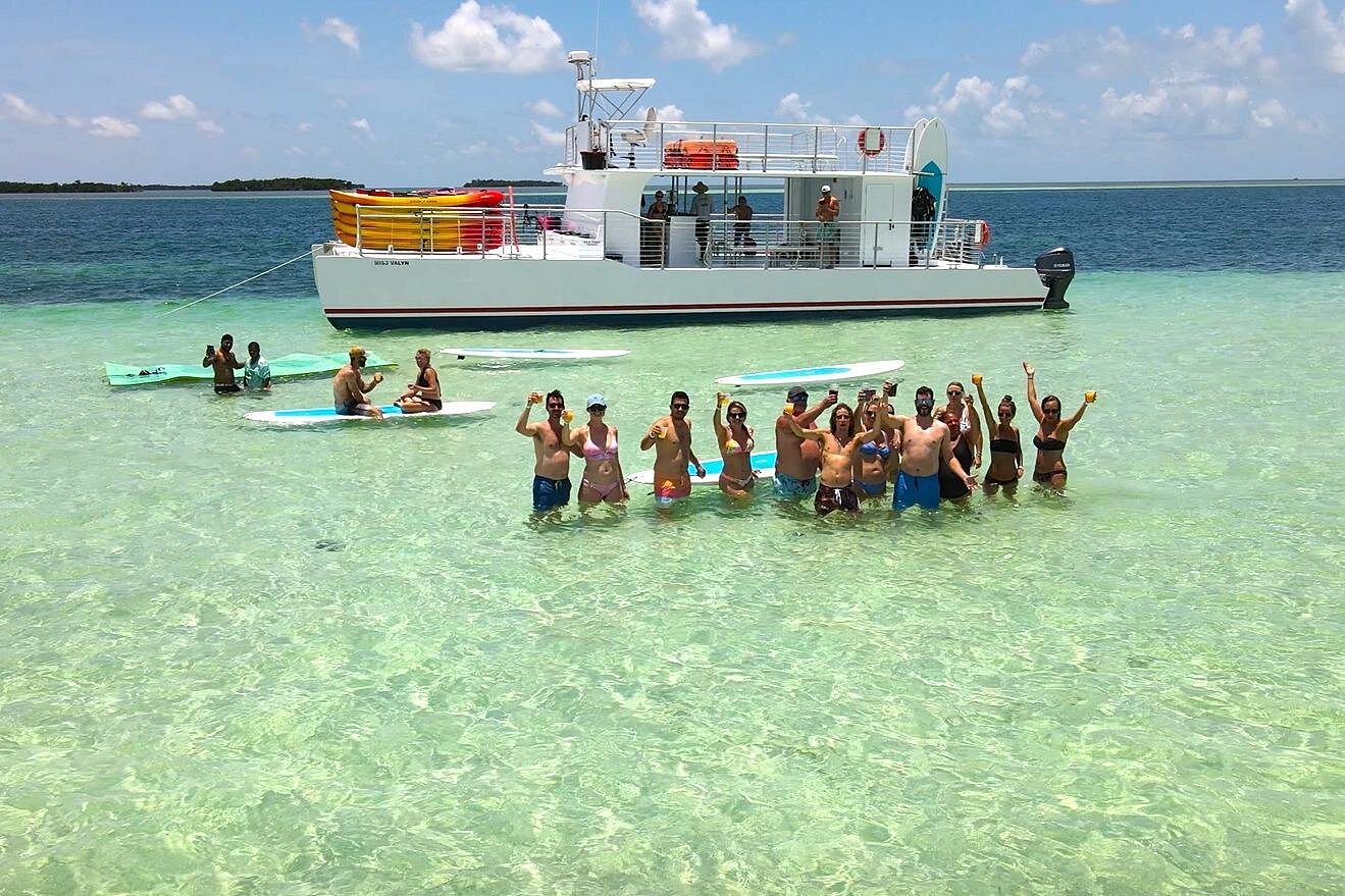 All-Inclusive Sandbar Safari with Dolphin Playground Encounter All-Inclusive Sandbar Safari with Dolphin Playground Encounter