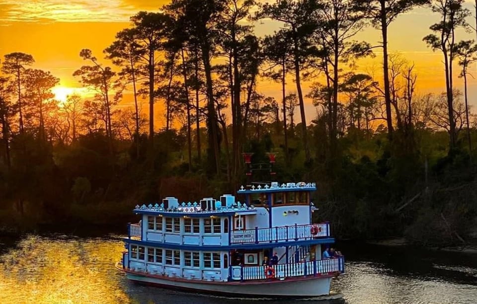 Dinner Cruise on a Paddle Wheel Boat Dinner Cruise on a Paddle Wheel Boat