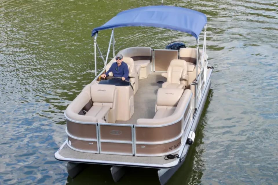 Hilton Head 22' Luxury Pontoon Boat Rental Hilton Head 22' Luxury Pontoon Boat Rental