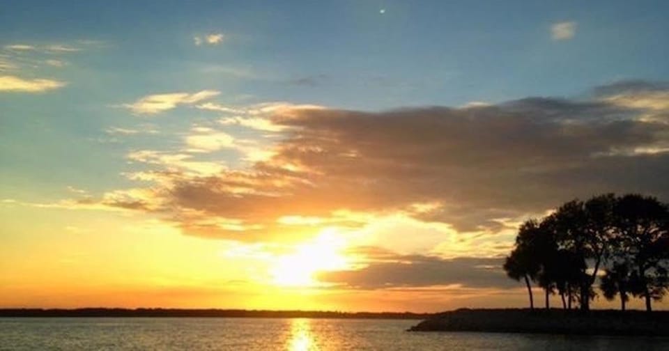Hilton Head Island Sunset Dolphin Watching Tour Hilton Head Island Sunset Dolphin Watching Tour
