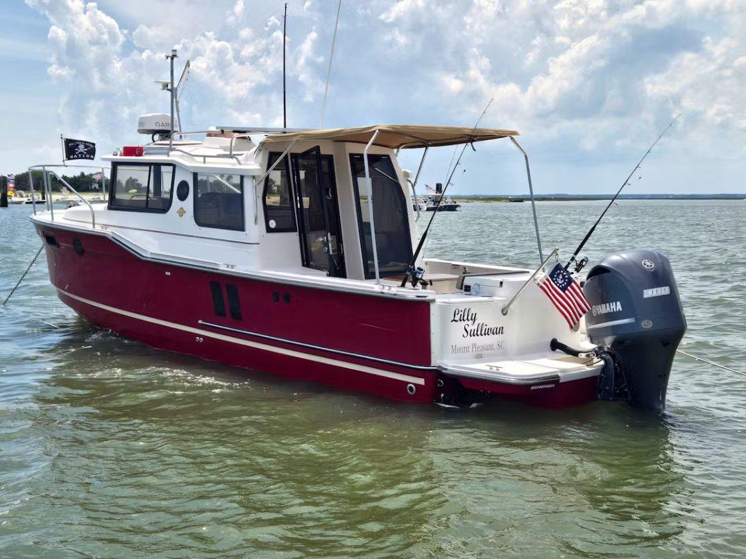 Luxury Tug Boat Harbour cruises Luxury Tug Boat Harbour cruises