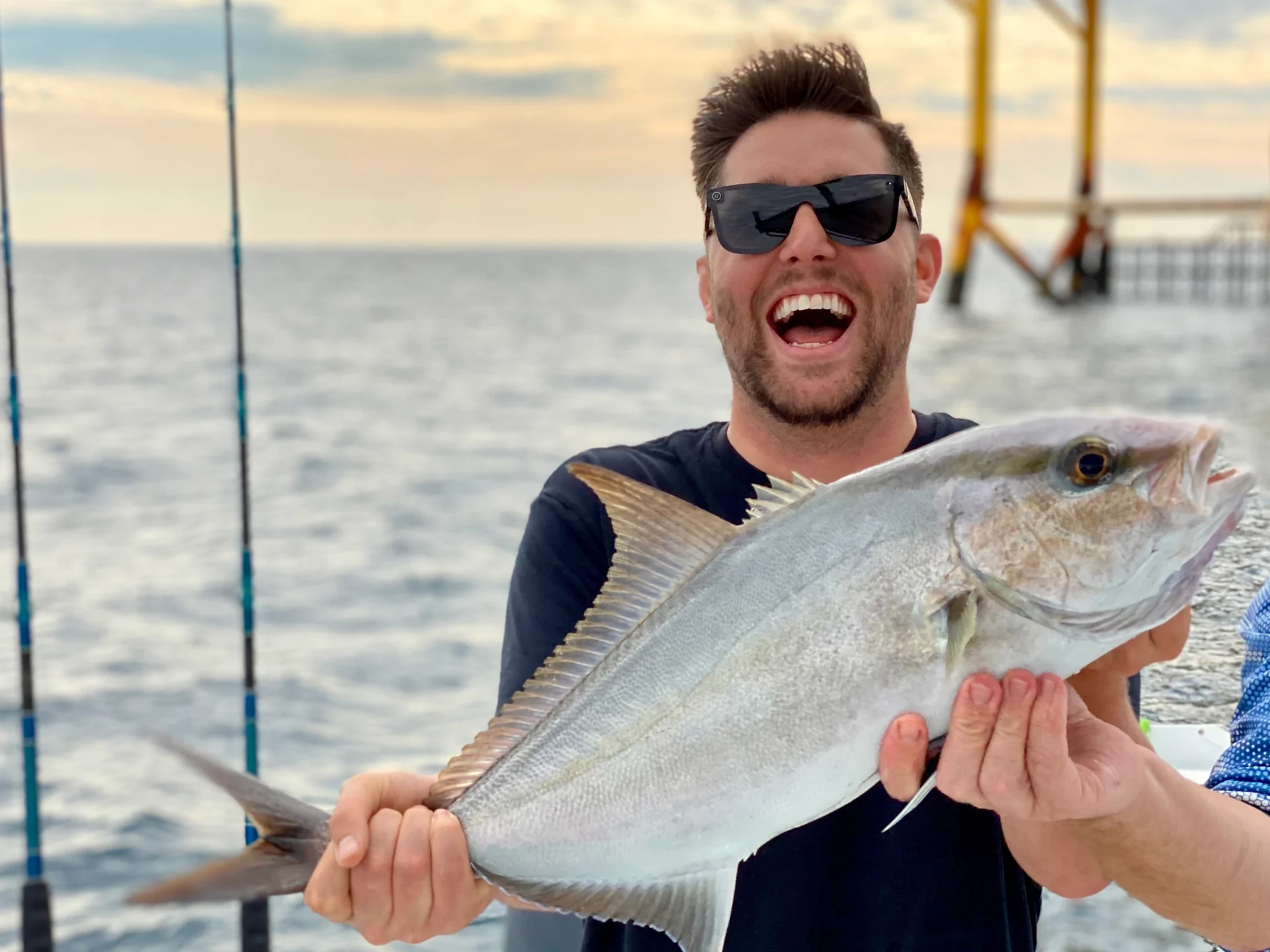 Offshore Tower—Troll & Live Bottom