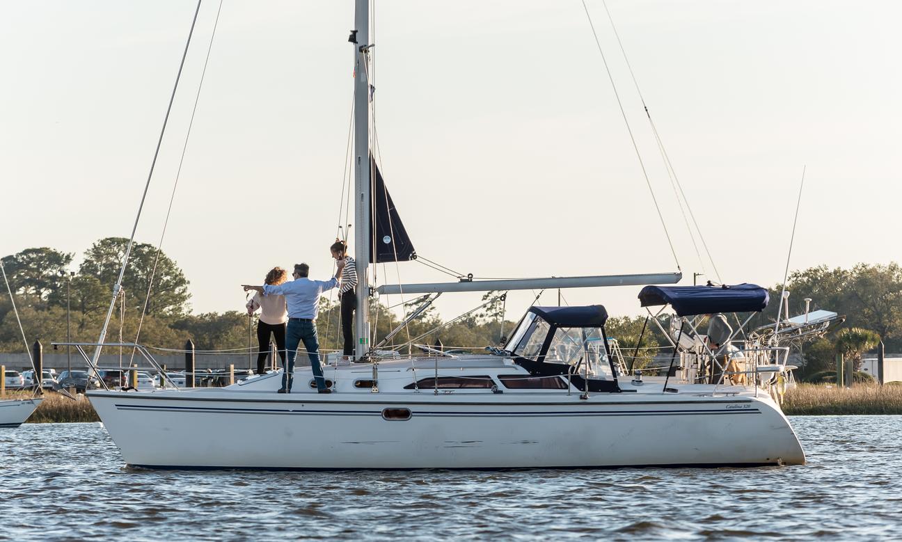 Sailing Charleston Harbor Private Luxury Yacht Experience with Captain Sailing Charleston Harbor Private Luxury Yacht Experience with Captain