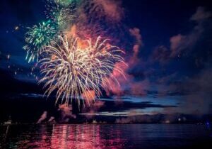 2 Hour Hilton Head Boat Rental With VIP Fireworks Viewing