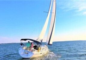 2-Hour Private Hilton Head Afternoon Dolphin Watching Sail