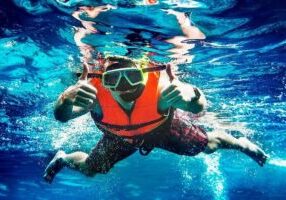 2-Stop Snorkeling and Dolphin Cruise from Destin