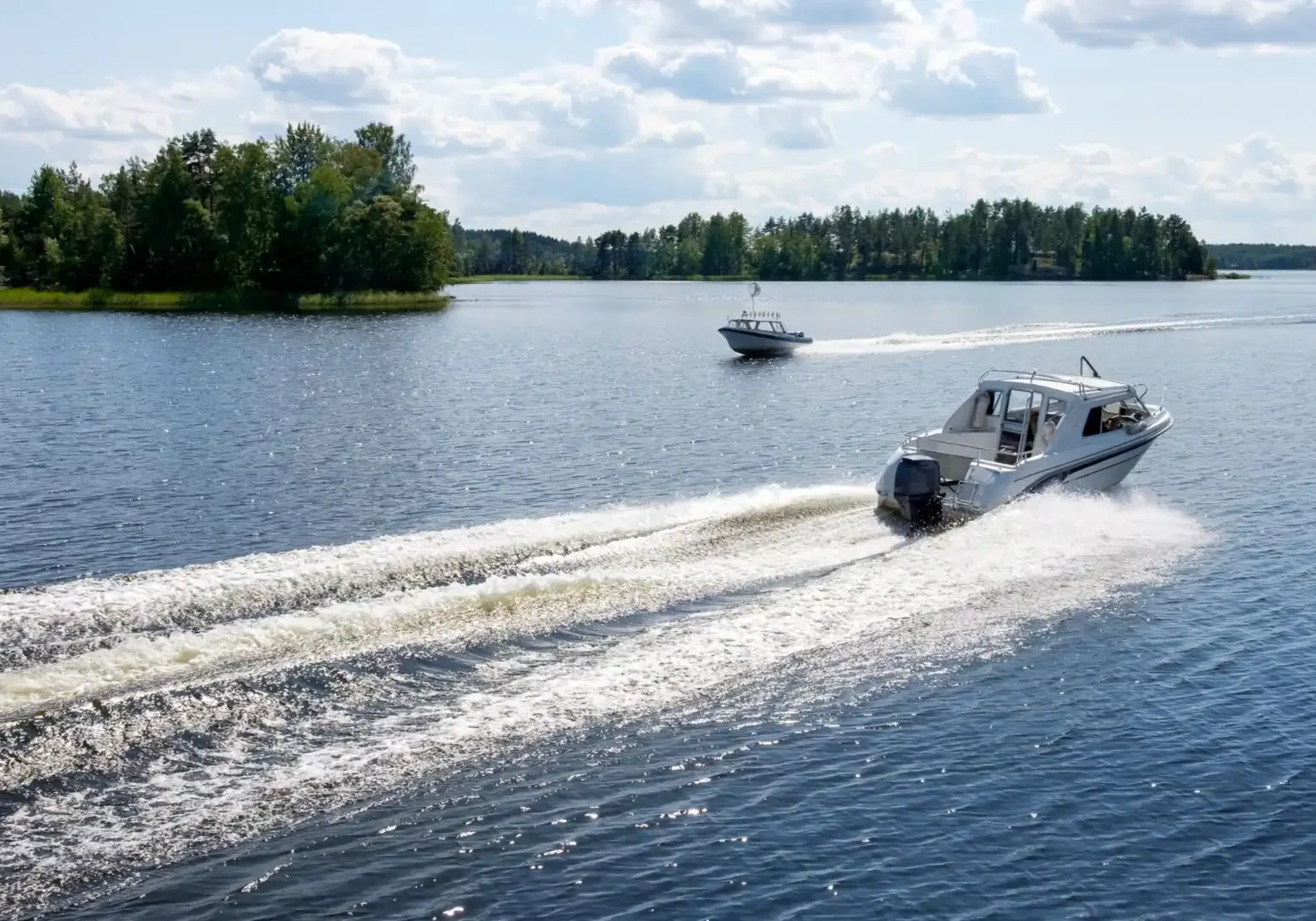 Boating Etiquette Feature Image