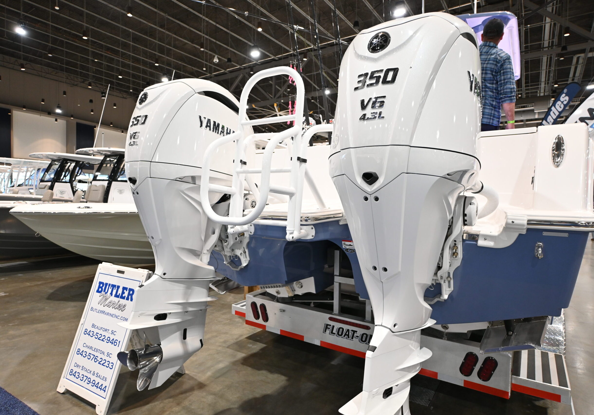 Caymas 30 CT Motors