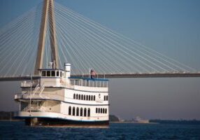 Historic City Tour and Harbor Cruise