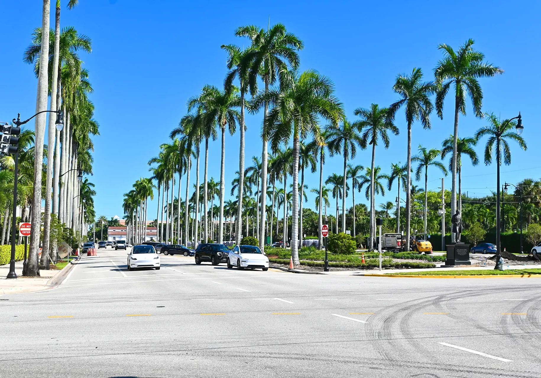 Jimmy Buffett Memorial Hwy 7