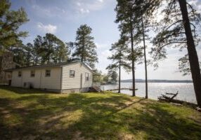 Lake Wateree Camden Cottage w New Dock - fully Renovated!