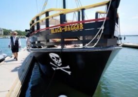 Pirate Cruise on the Black Dagger