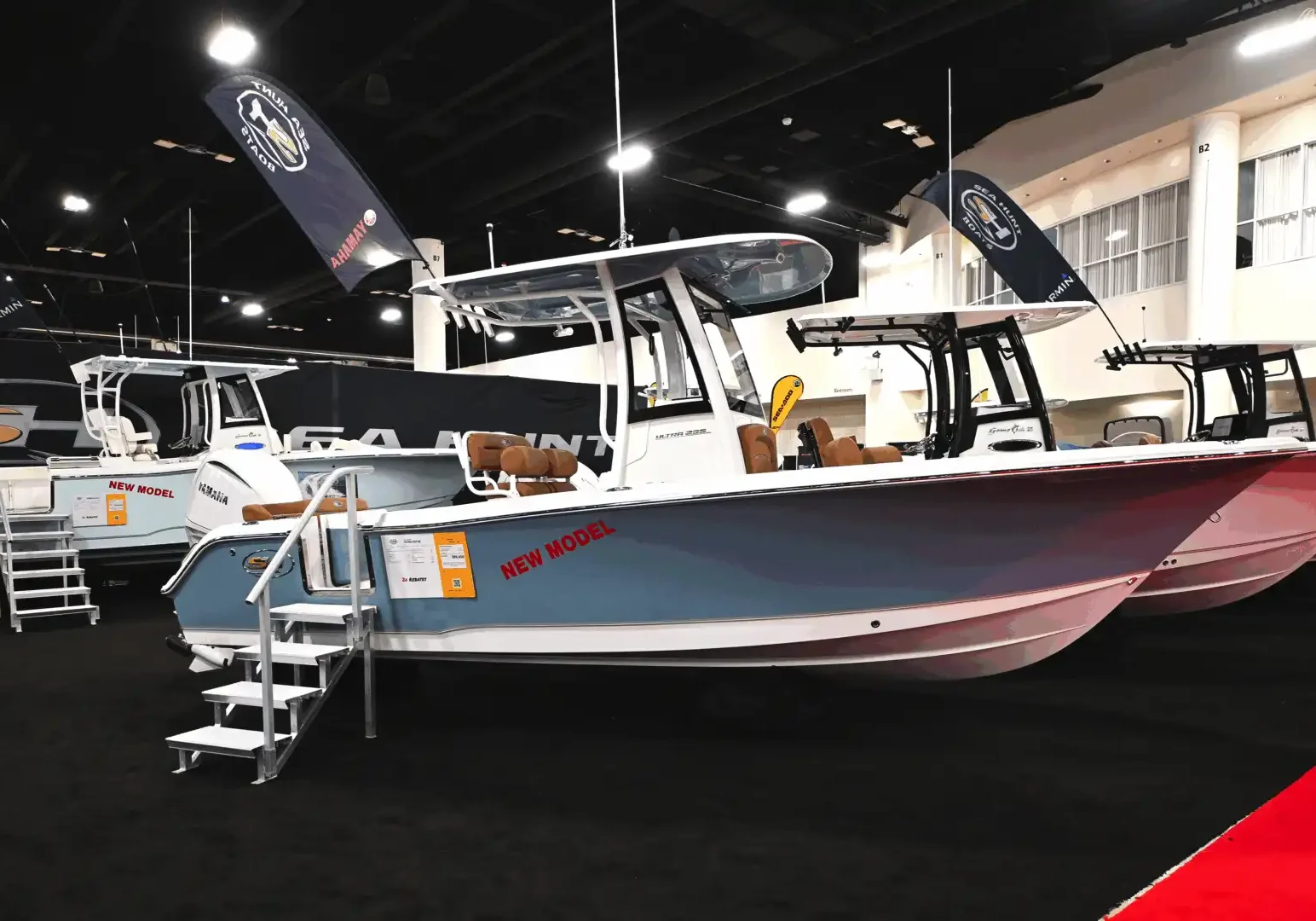 Sea Hunt Ultra 235 SE