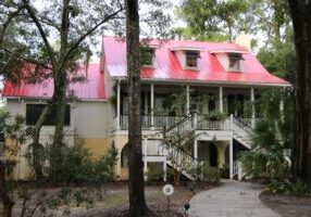 Southern Charm with Water, Golf course and more!