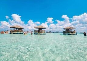 Tailfins Tiki Boats Crab Island Sandbar (3hrs)